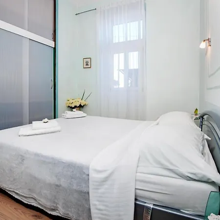Castrum Rubini Apartment