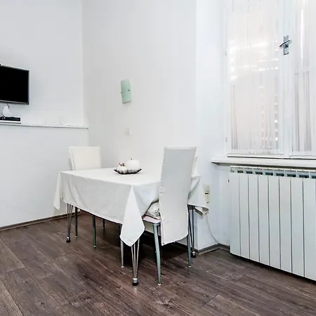 Castrum Rubini Apartment *